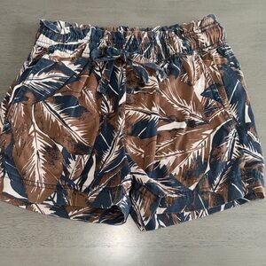 C&C California Brown and Blue Leaf Print Women's Shorts